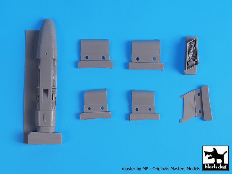 1:32 A -4 Skyhawk spine electronic+tail