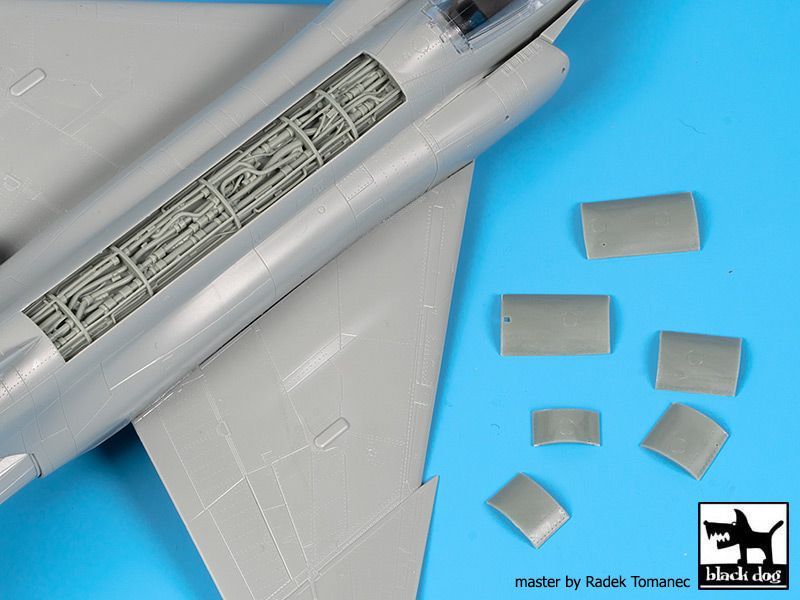 1:72 F-4 Phantom spine