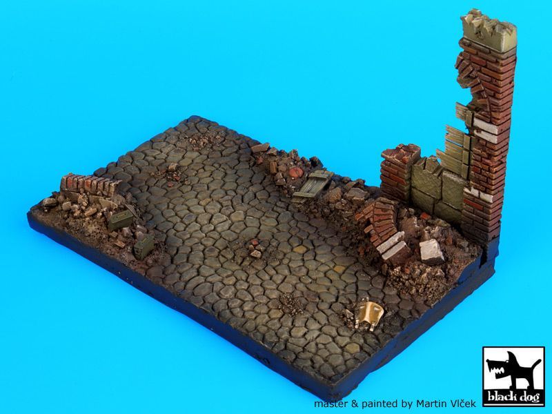 1:35 Street with ruined wall