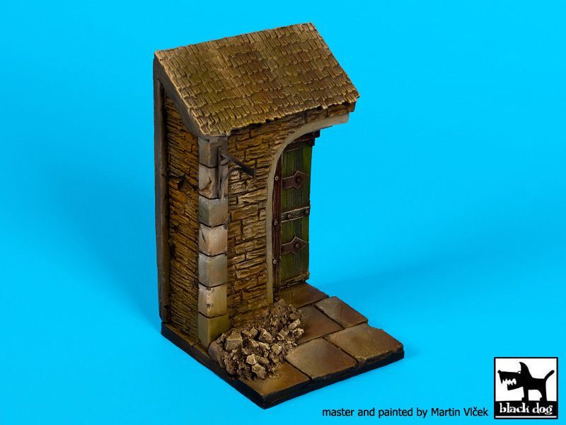 1:35 House door base