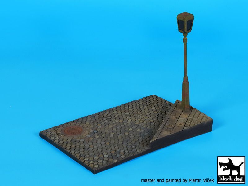 1:35 Street lamp N°2 base