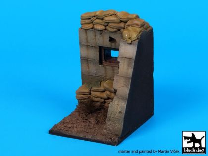 1:35 Bunker base