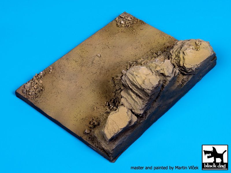 1:72 Rock base