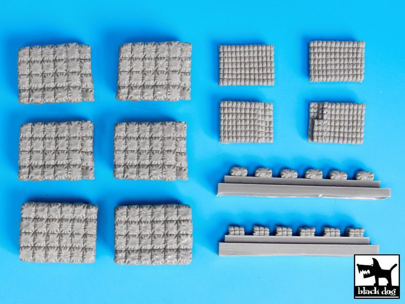 1:700 Port dock set N°4