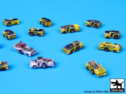 1:700 Deck tractors accessories set