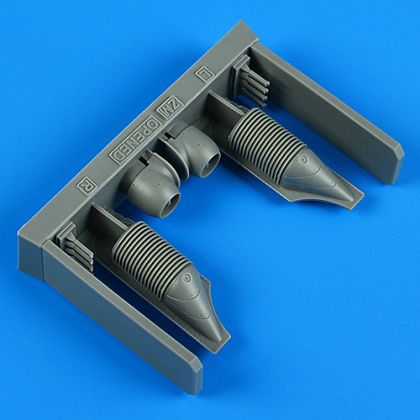 1:32 Focke-Wulf Fw-190A-4 tropical filter - opened