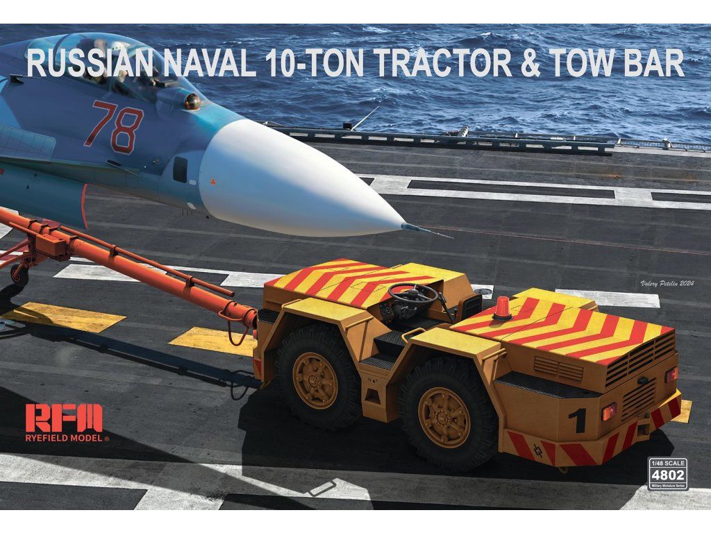 1:48 Russian Naval 10-ton Tractor and Tow Bar