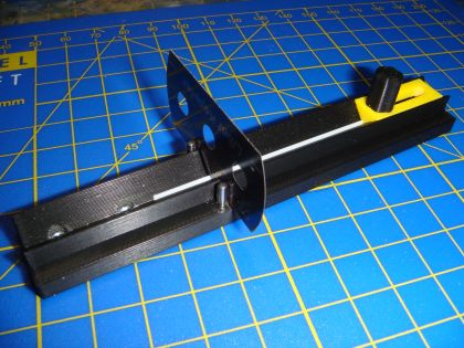 Řezačka profilů II.