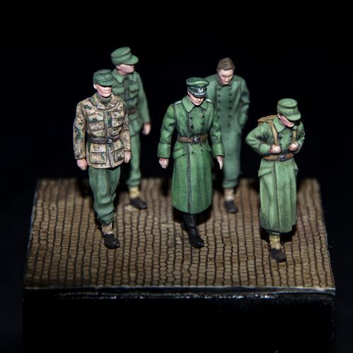 1:72 German Prisoners of War