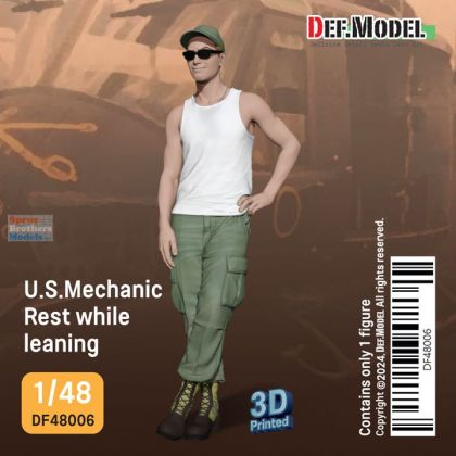 1:48 DEF Model Figure - US Mechanic Resting While Leaning