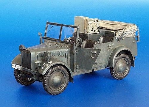 1:35 German Light Radio Car Kfz.2