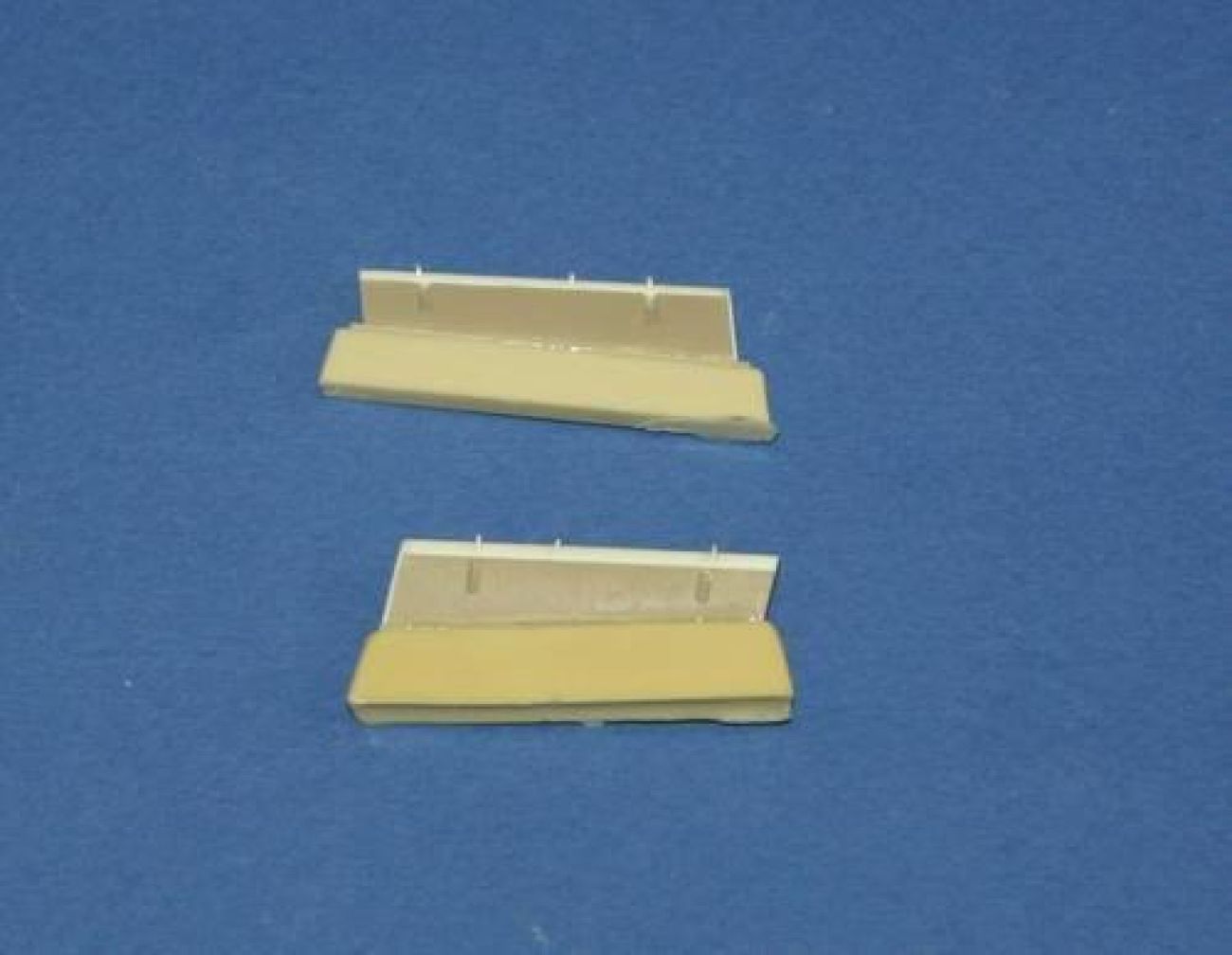 1:72 Aero L-39 Albatros wing flaps for Eduard