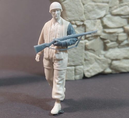 1:35 German Fallschirmjager on The March