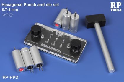 Hexagonal punch and die set