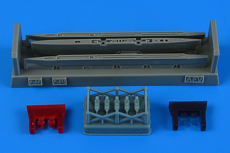 1:48 Northrop F-5F/F-5N Tiger pylons & missile launchers