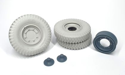 1:16 Sd.Kfz 251 front wheels with spare&rim (weighted) type 3