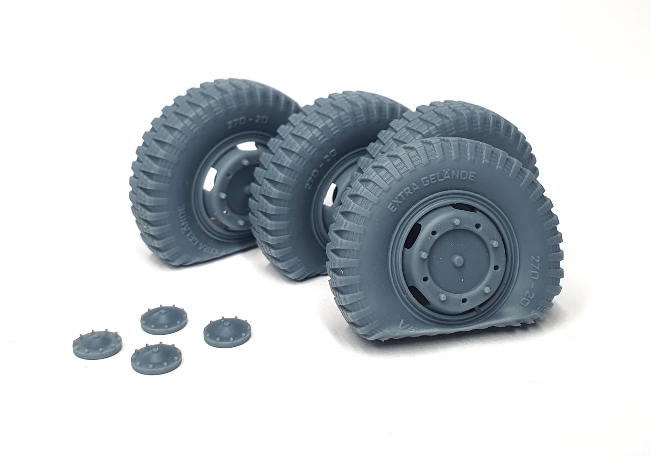 1:35 Sd.Kfz 234 road wheels flat tires set (4 pcs) type 3