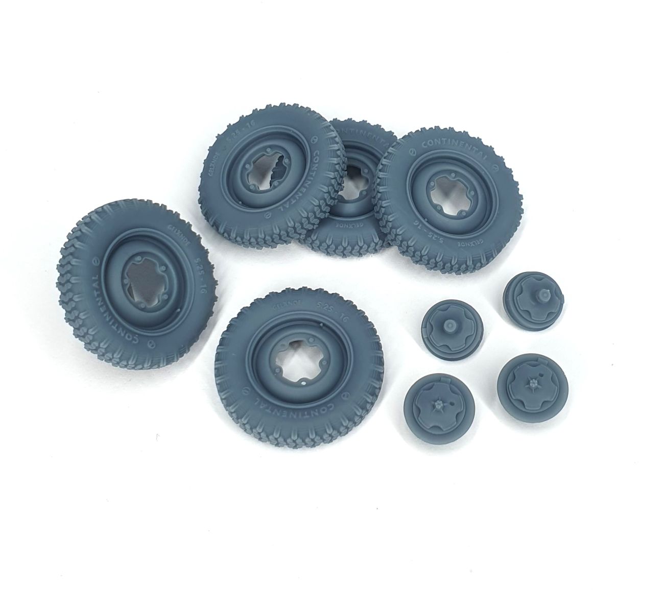 1:35 VW Kubelwagen road wheels (weighted) type 2