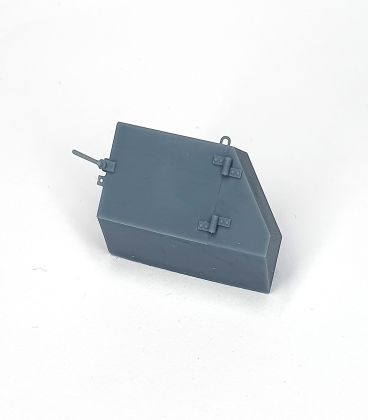 1:35 German IR armoured box