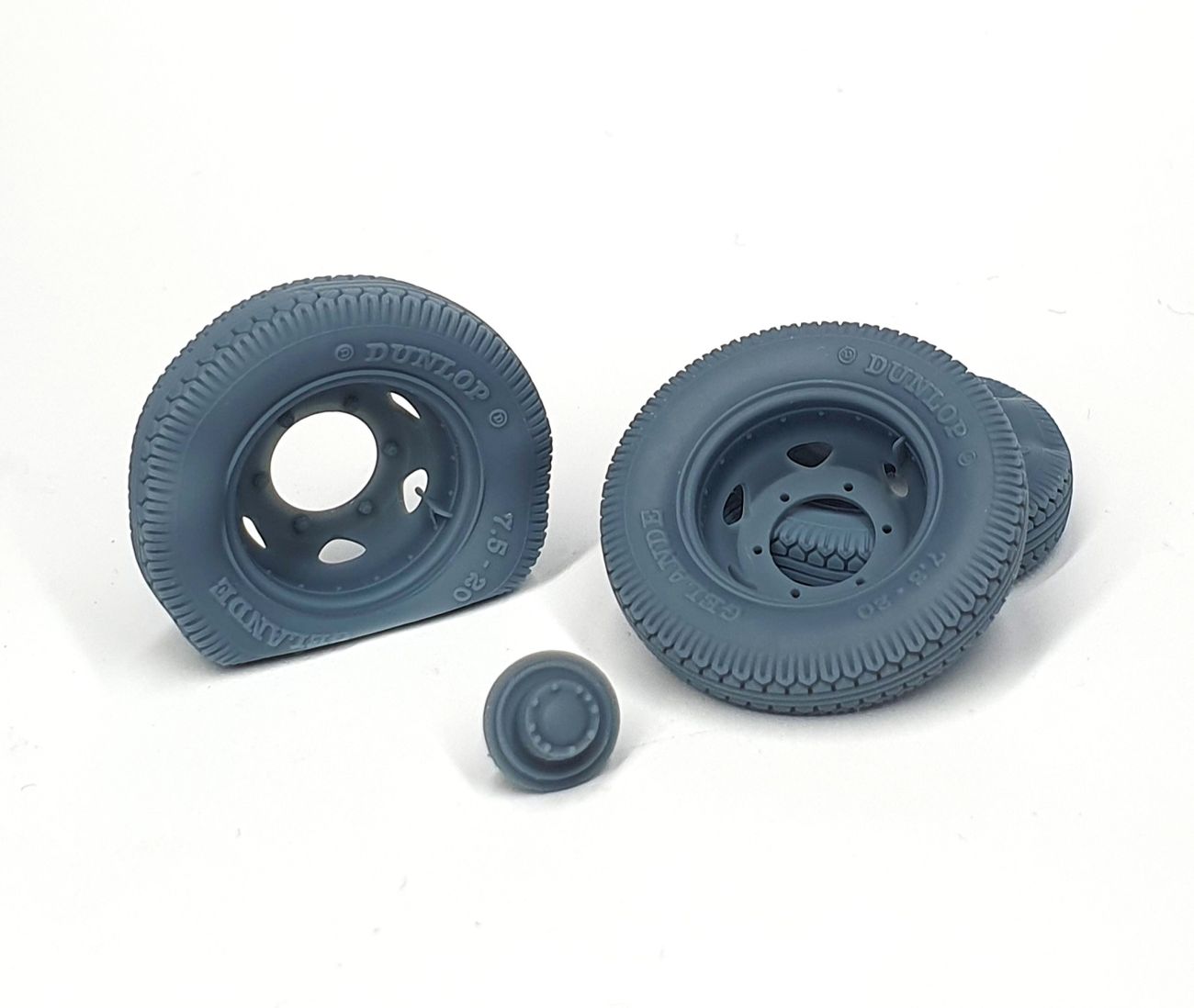 1:35 Opel Blitz early rear road wheels flat tires (type 2)