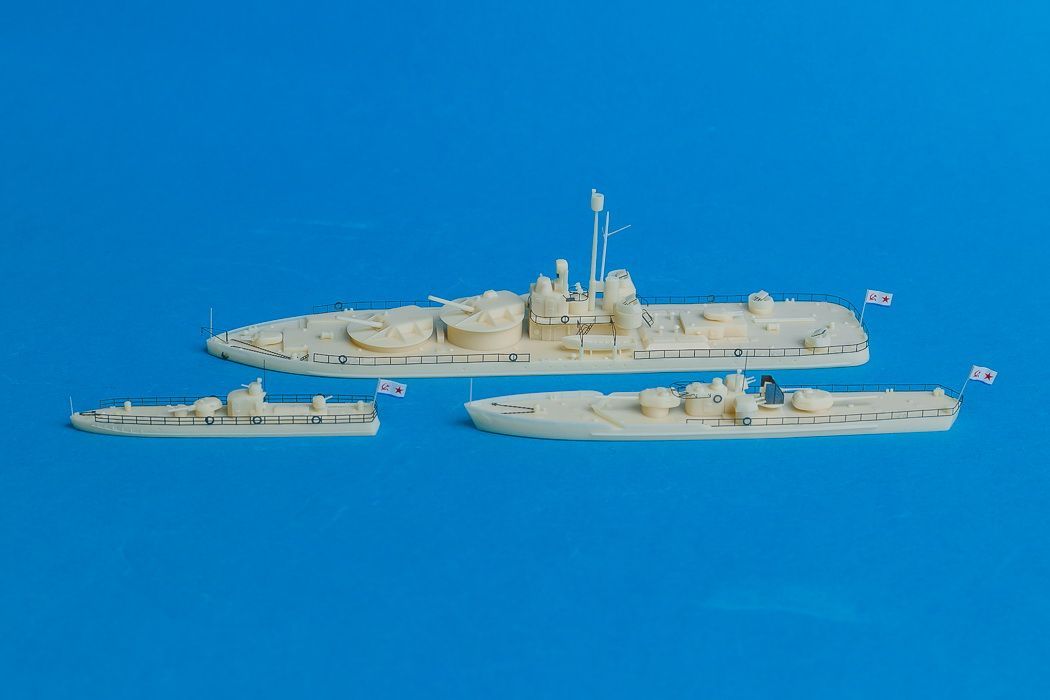 1:350 Russian Monitor - Udarnyj, MBK 186, BKA 1125