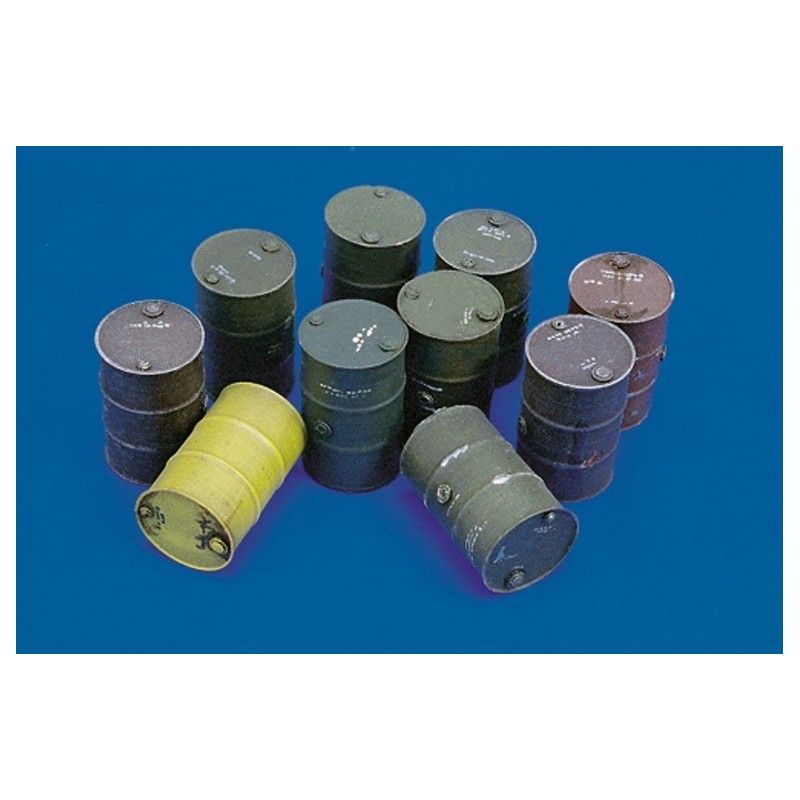 1:35 Small fuel barrels
