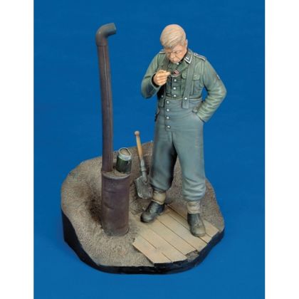 1:16 The soldier's lunch Russia 1943