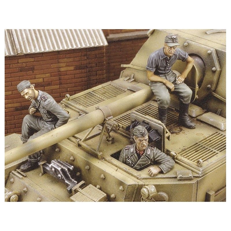 1:35 Ferdinand Crew - Part.1