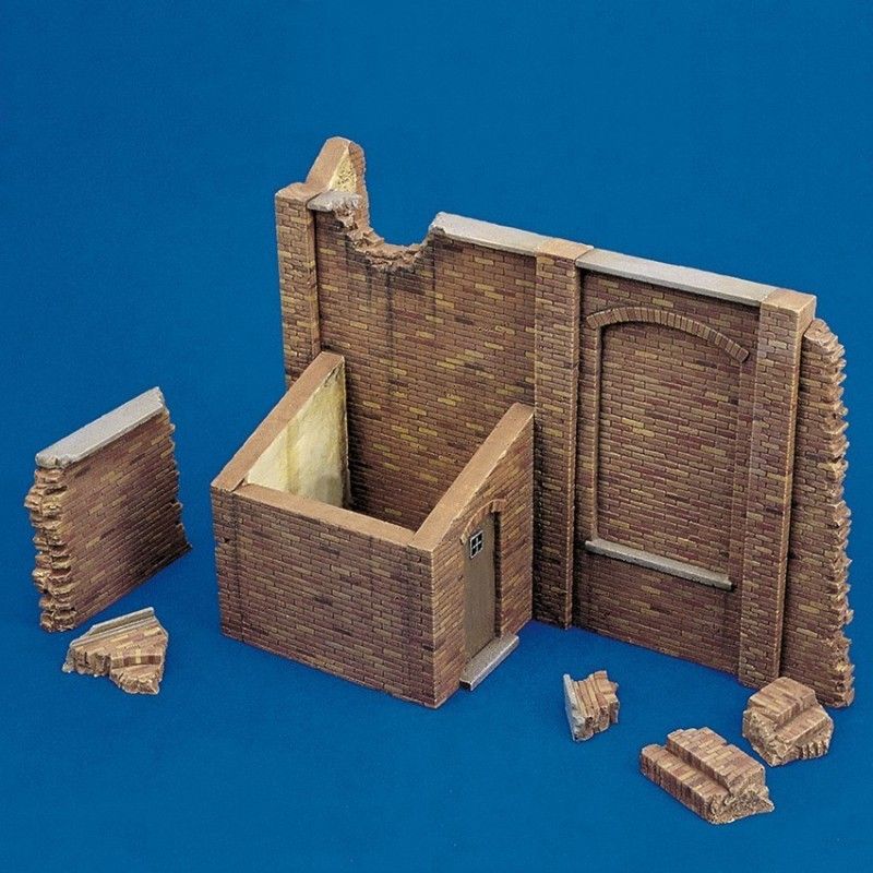 1:35 European storehouse ruin - Part. 2