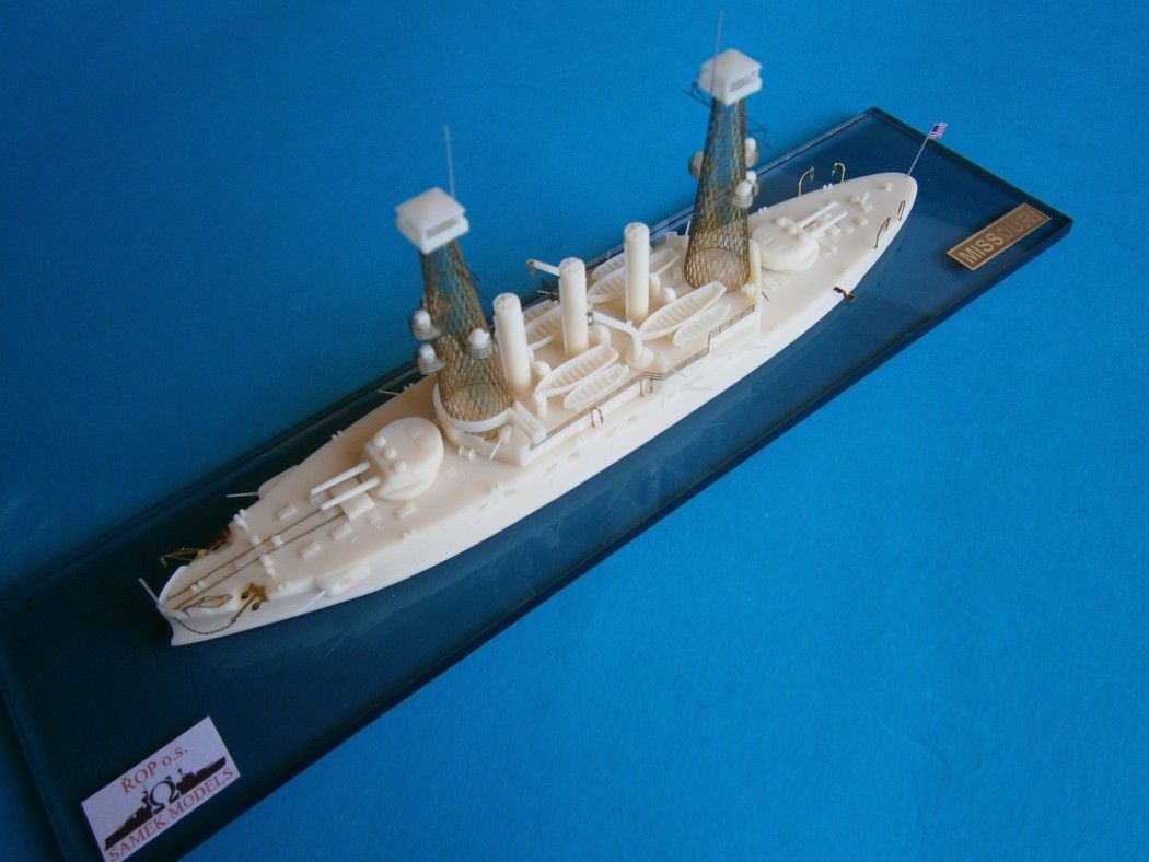 1:700 Battle ship USS Maine BB 10  1918