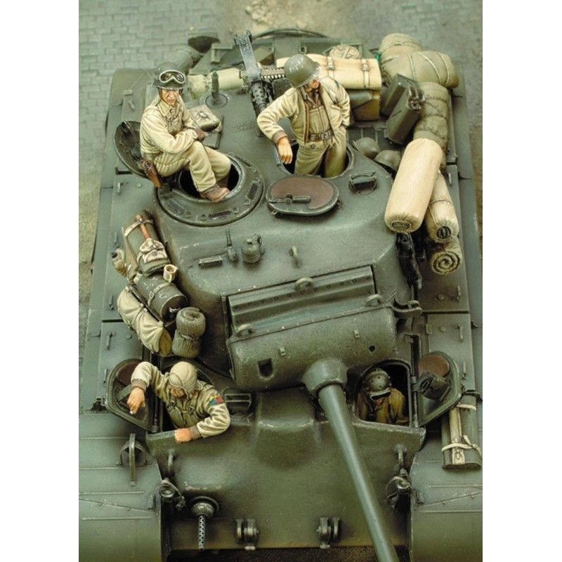 1:35 M 26 Pershing Crew - WWII 