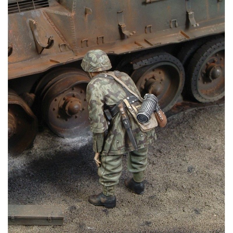 1:35 Waffen SS Granadier 1944
