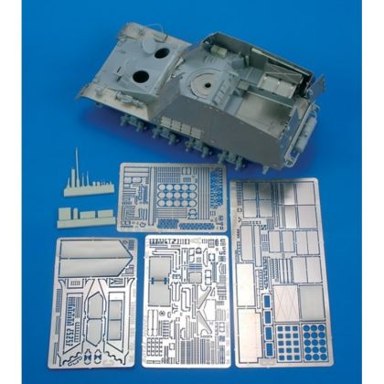 1:35 Sd. Kfz. 162 Hummel - Part 1 (dragon)