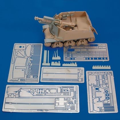 1:35 German 39 (H) 10,5 cm - Part 1 (trumpeter)