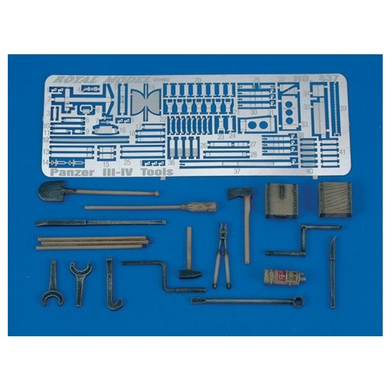 1:35 Pz. III-IV Tools & Holders - WWII