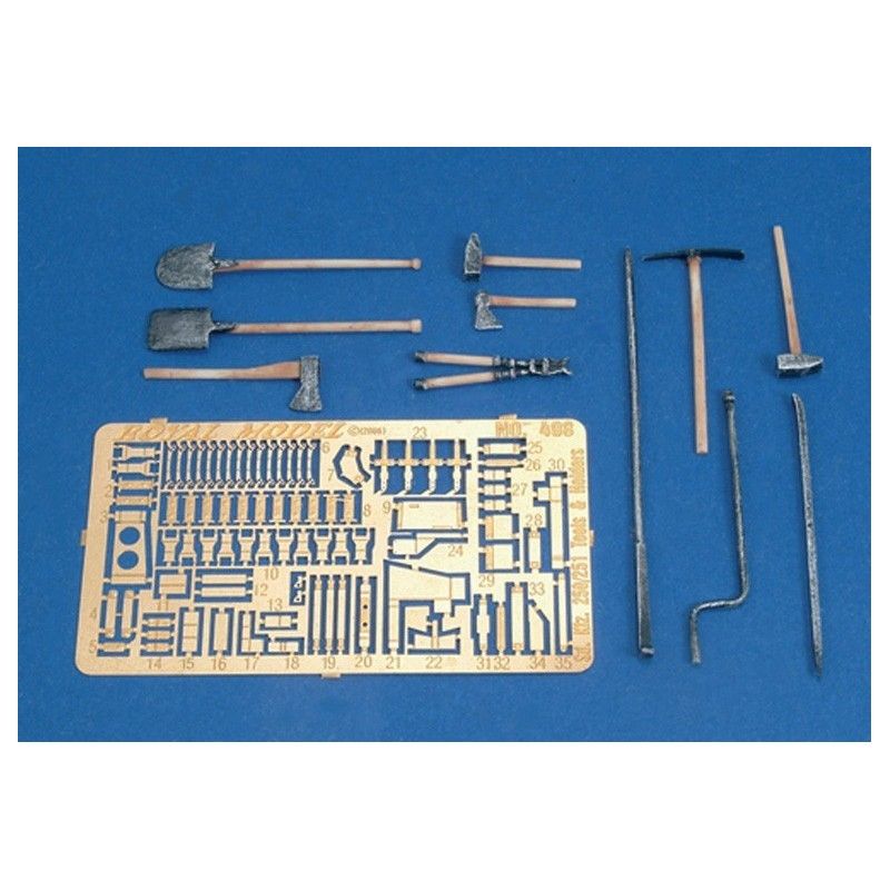 1:35 SD. Kfz. 250/251 Tool & Holder Set-WWII