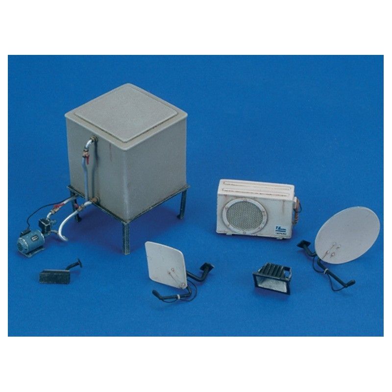 1:35 House Modern Accessories 