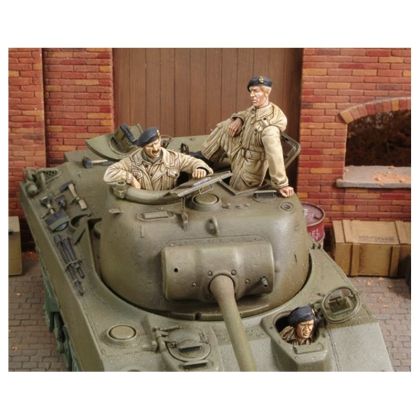 1:35 Fire Fly Tank Crew