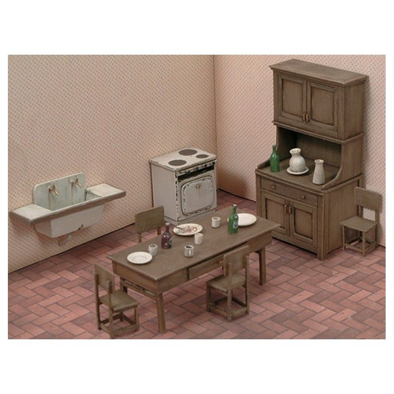 1:35 Kitchen furniture