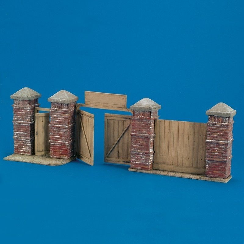 1:35 East European Wall Section