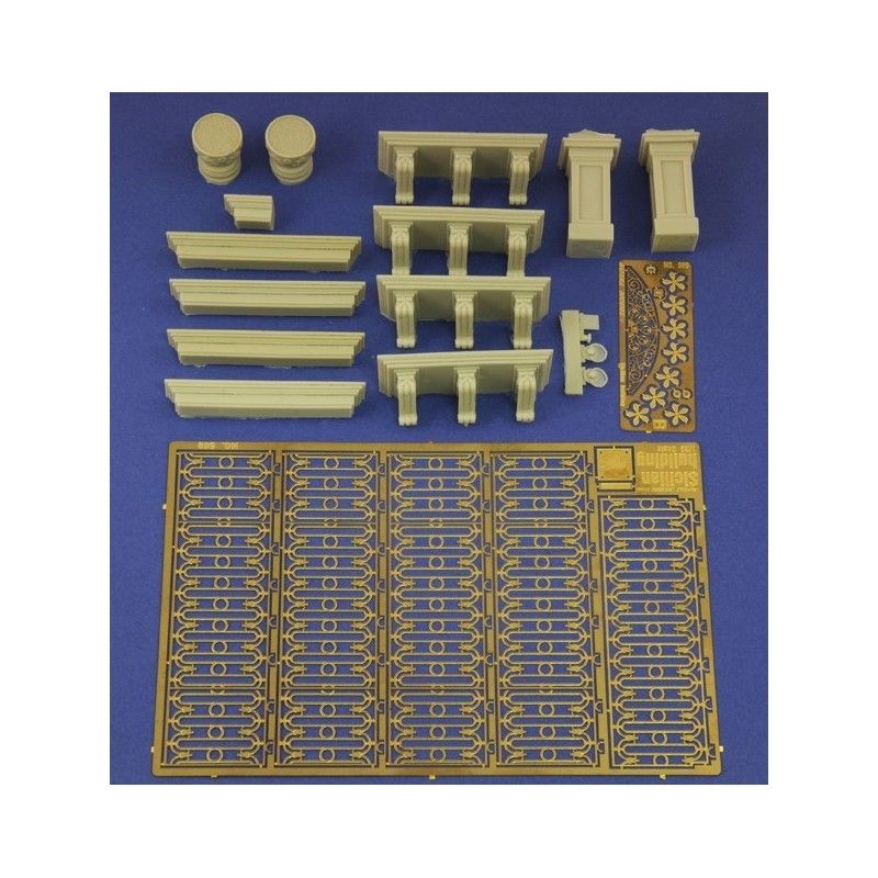 1:35 Italian building