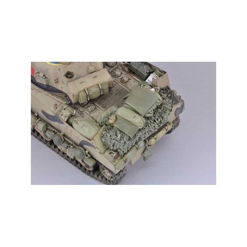 1:35 Stowage Sherman Clive