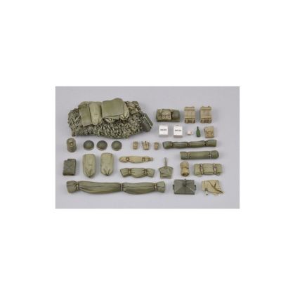 1:35 Stowage Sherman Clive