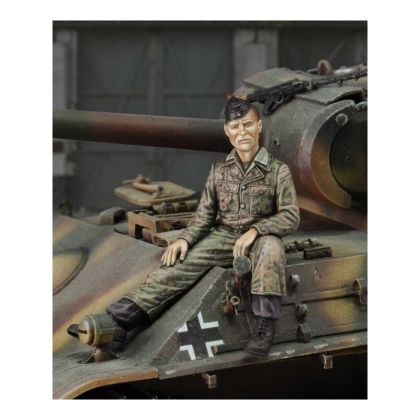 1:35 Crewman SS Panzerdivision - WWII