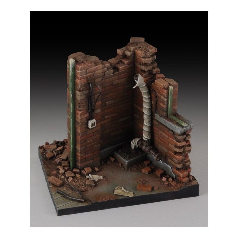 1:35 Factory corner ruin