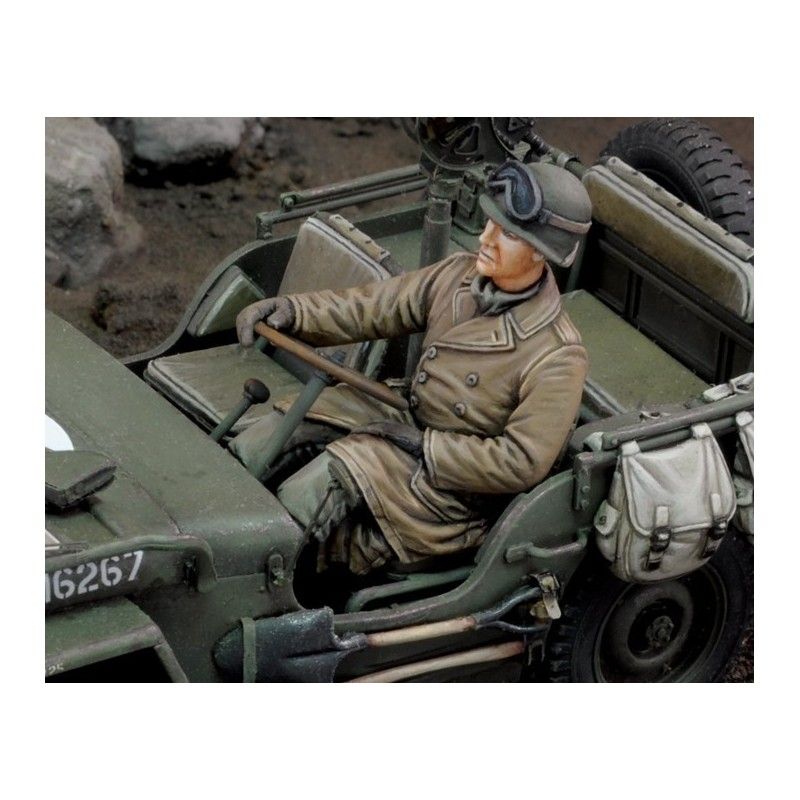 1:35 U.S. Jeep driver - WWII