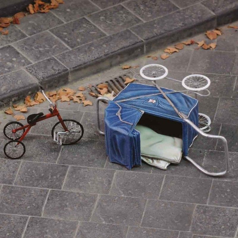 1:35 Pushchair & tricycle