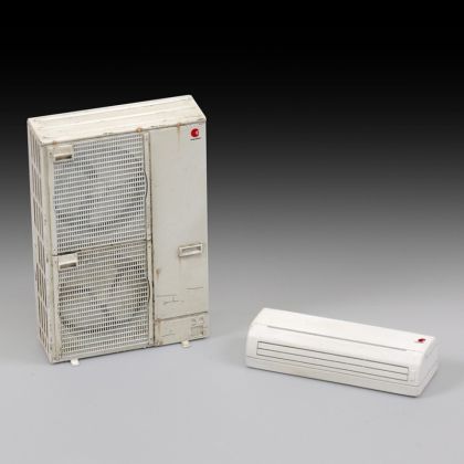 1:35 Double air conditioning unit