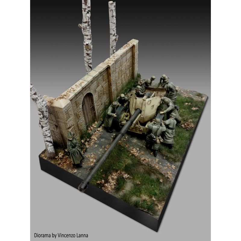1:35 Wall section ruin