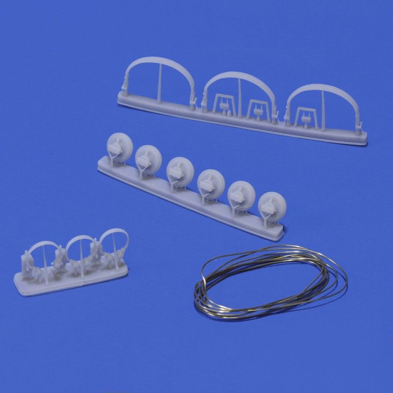 1:16 German tanker head phones set-WWII